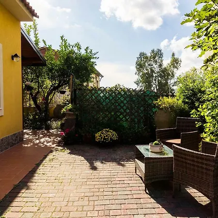 Apartment Luppinedda *